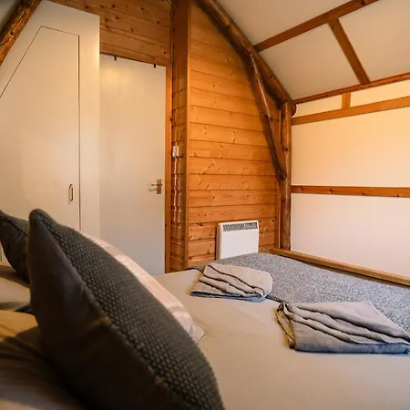 The Loft By Wigwam Holidays Kinloss Room photo